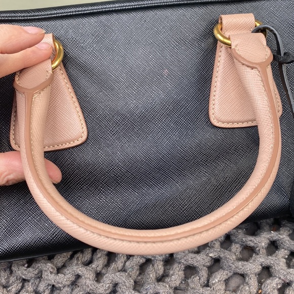 EUC PRADA SAFFIANO LUX LEATHER HANDBAG PURSE WITH ADDITIONAL SHOULDER STRAP - Picture 16 of 16